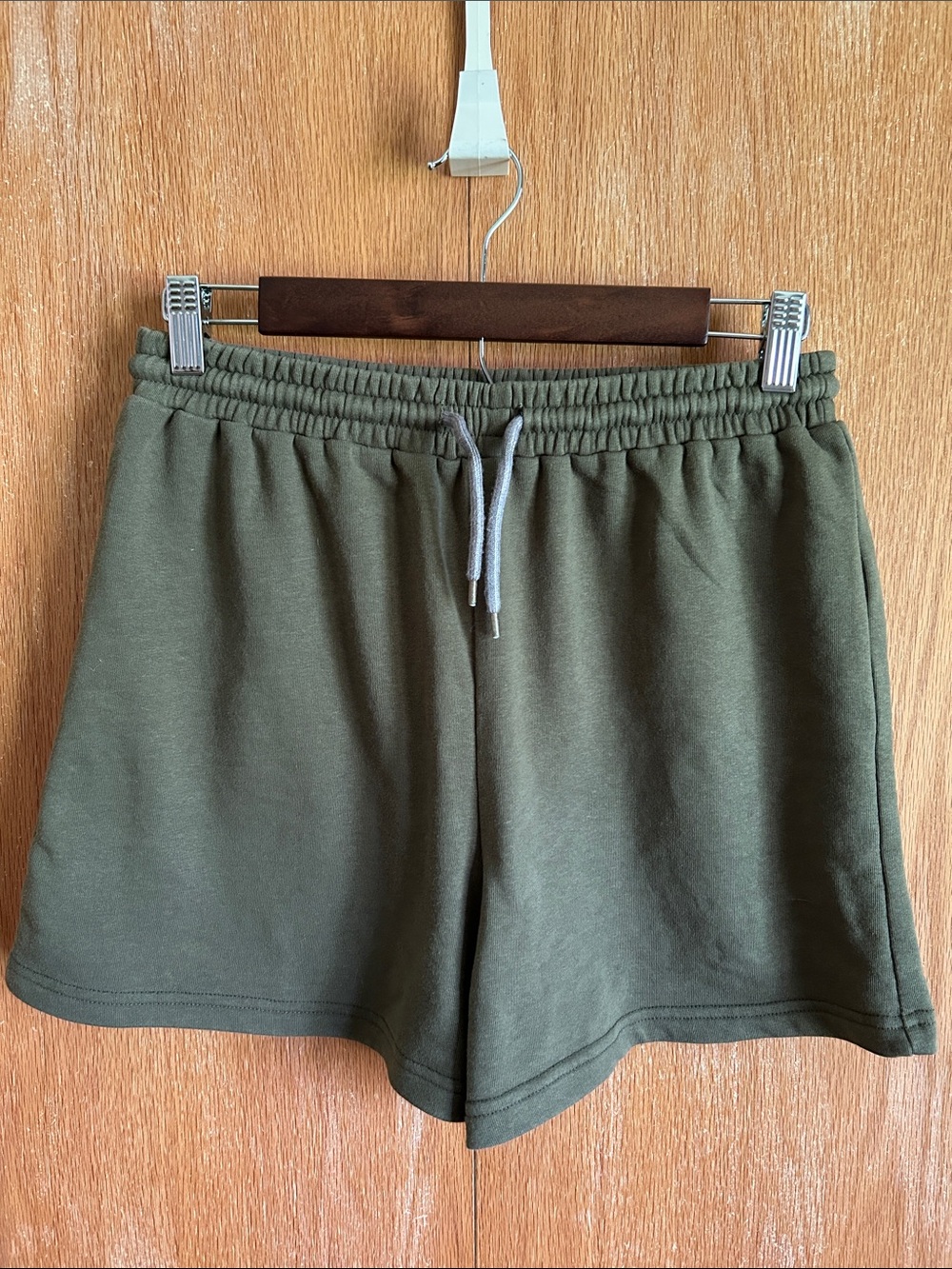 H&M Green drawstring shorts